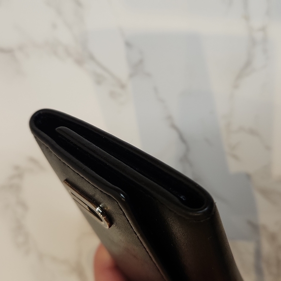 Authentic Gucci 6 Key Case - Picture 5 of 11